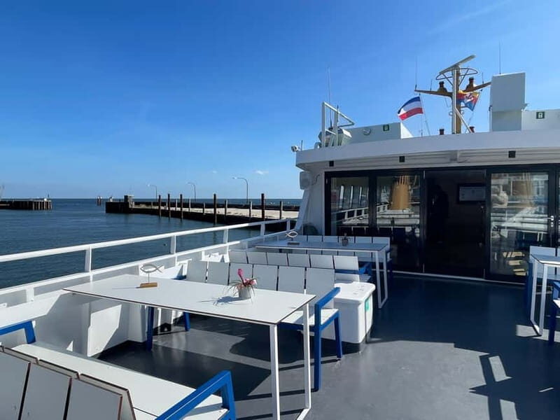 Sylt: Boat tour - afternoon cruise | coffee & cake available - Exploring the Sylt Boat Tour – An Authentic North Sea Experience