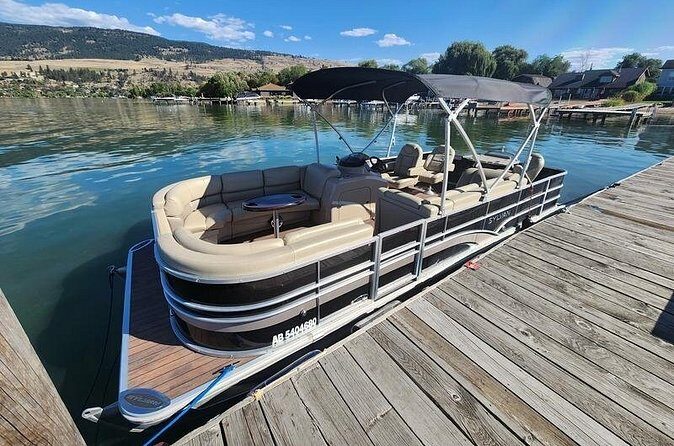 Sylvan Mirage 8522 PartyFish Pontoon Boat Rental - FAQ