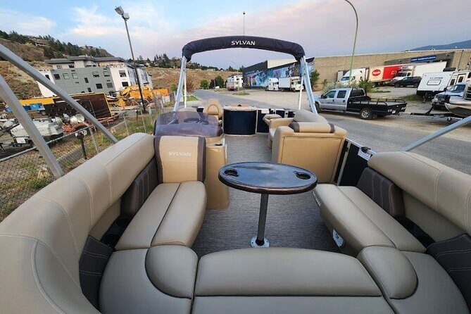 Sylvan Mirage Party Pontoon Boat Rental - An In-Depth Look at Sylvan Mirage Party Pontoon Rental