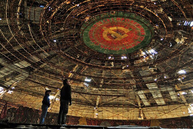 Symbol of the Communism Buzludzha monument and the Rose valley - FAQ