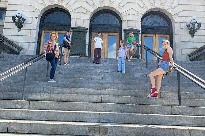 Syracuse Scavenger Hunt Walking Activity - Discover Syracuse on a Self-Guided Scavenger Hunt