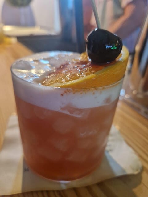 Table Zero: Cocktail Night in Style with Tapas Included - Who Should Consider This Tour?