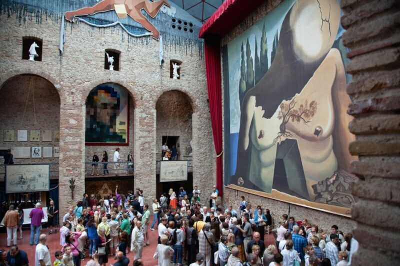 Tailored from Barcelona: Dali's museum & birthplace tour - Key Points