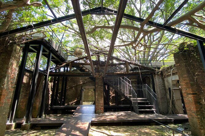 Tainan Ancient Capital & Wushantou Reservoir One Day Tour - Exploring Tainan: Taiwan’s Oldest City