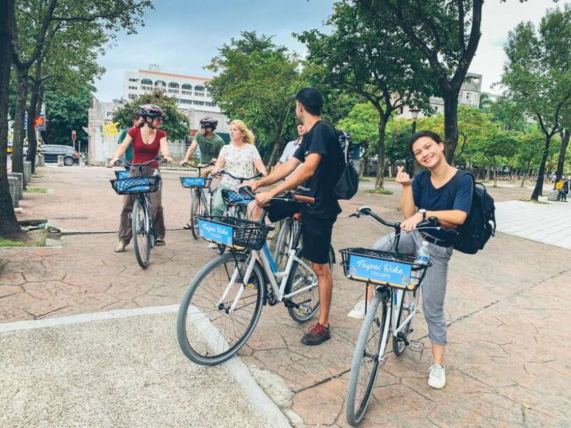 Taipei: 4-Hour Morning City Cycling Tour with Breakfast - Key Points