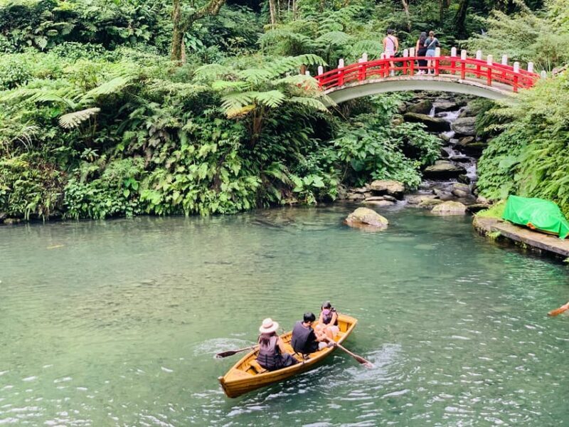 Taipei: 8 Hours Private Day Tour in Wulai with Benz Vito - The Sum Up