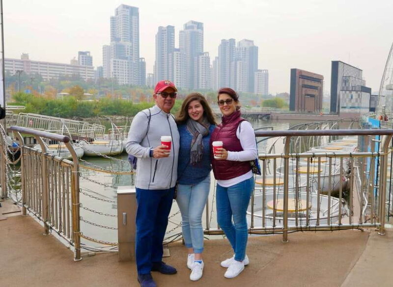 Taipei: Private Highlights & Hidden Gems Tour with a Local - Taipei: Private Highlights & Hidden Gems Tour with a Local