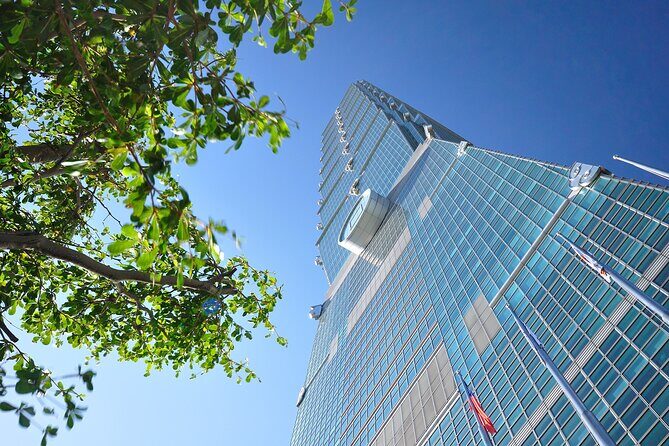 Taipei Touchdown: Make the Most of Your 6-Hour Layover - Exploring Taipei in Six Hours: A Practical Guide