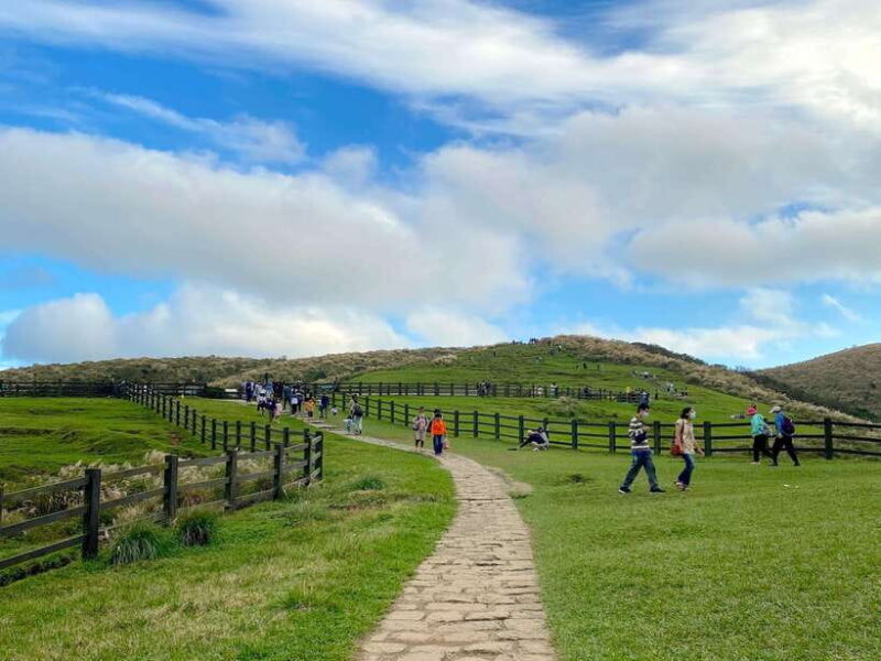 Taipei: Yangmingshan & Beitou Full-Day Tour - Discovering Yangmingshan’s Cultural and Literary Heritage