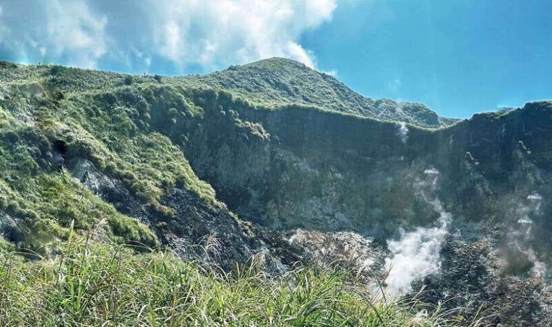 Taipei: Yangmingshan, Yehliu, and Jiufen Shifen Day Tour - Key Points