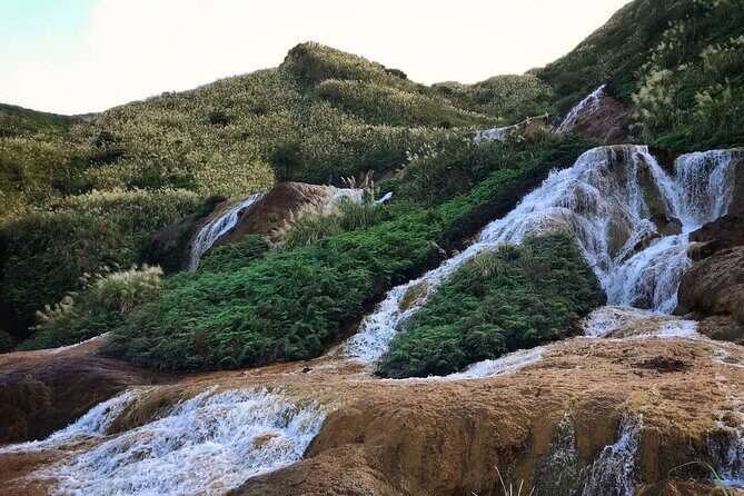 Taipei's Old Gold Rush Town: Jiufen Guided Night Tour - Exploring Taiwan’s Gold Rush Heritage and Scenic Views