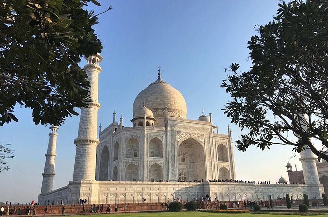 Taj Mahal, Agra Fort and Baby Taj Day Trip from Agra by Car - The Refreshing Break: Lunch in Agra