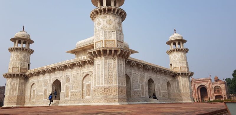 Taj Mahal, Agra Fort & Baby Taj: Day Trip from Delhi by Car - Who Should Consider This Tour?