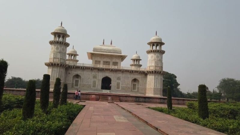 Taj Mahal Agra Tour from Goa - Taj Mahal Agra Tour from Goa: A Quick But Authentic Indian Escape
