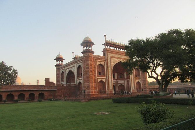 Taj Mahal and Agra Fort Day Trip from Delhi - An In-Depth Look at the Taj Mahal and Agra Fort Day Trip