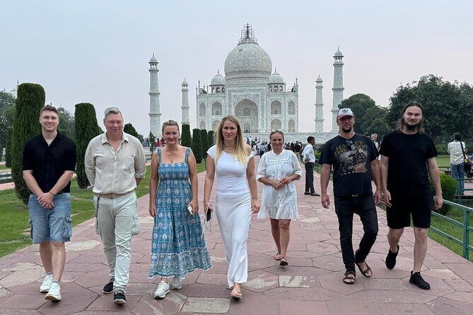 Taj Mahal and Agra Fort with 5*Star Lunch - Discovering Agra: Taj Mahal and Agra Fort with a 5-Star Lunch