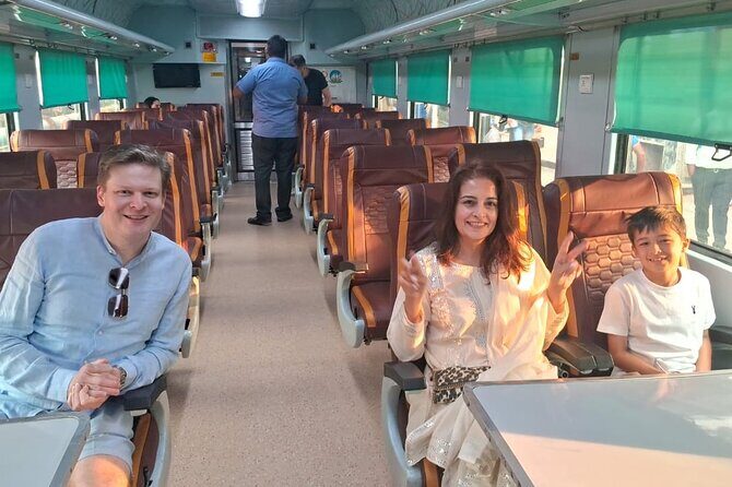 Taj Mahal Day Tour from Delhi by Superfast Train - All Inclusive - FAQ