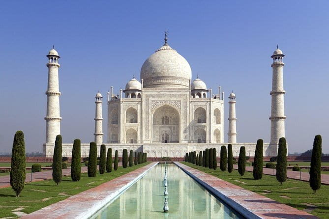 Taj Mahal Day Trip - An In-Depth Look at the Taj Mahal Day Trip