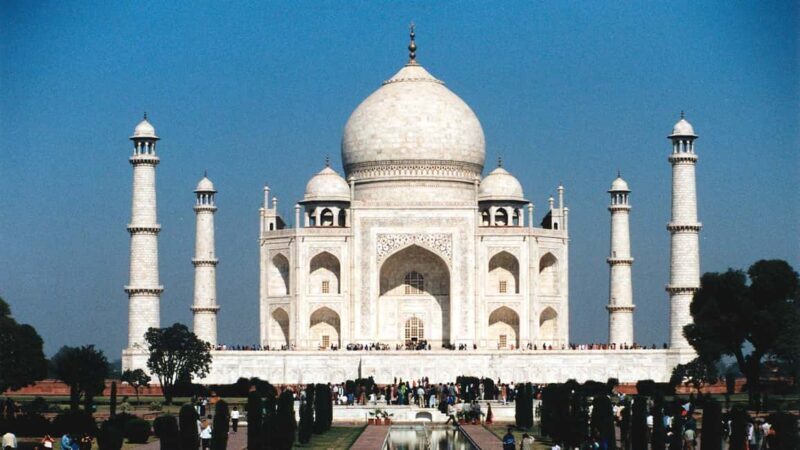 Taj Mahal Sharing Group Tour From Delhi Sat & Sunday Only - An In-Depth Look at the Taj Mahal Sharing Group Tour