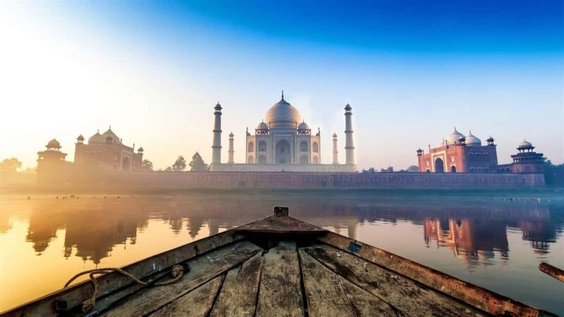 Taj Mahal Sharing Group Tour From Delhi Sat & Sunday Only - Who Should Consider This Tour?