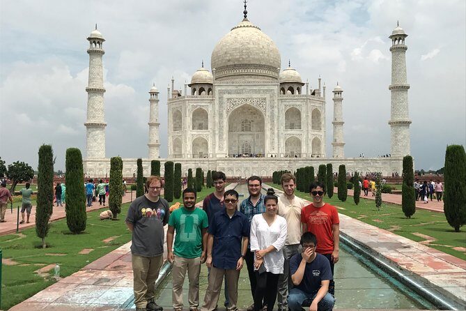 Taj Mahal skip the line - Luxury Tour - Returning to Delhi