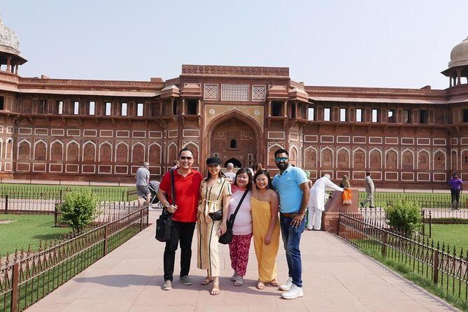 Taj Mahal Tour From Delhi By Private Car - What You Can Expect During Your Day