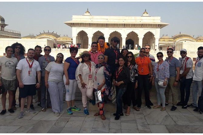 Taj Mahal Tour From Delhi By Private Car - Agra Fort: A Majestic Mughal Fortress