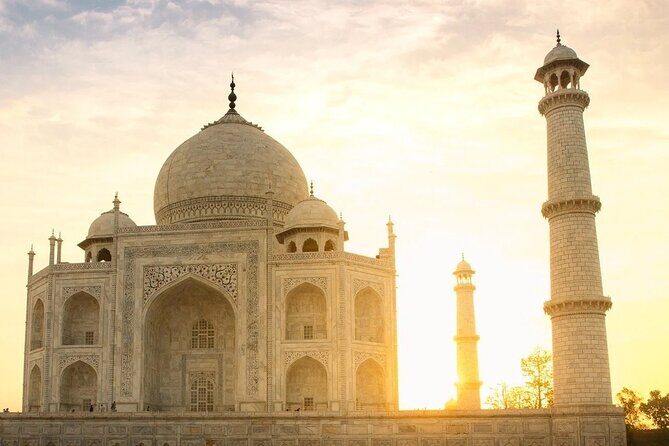 Taj Mahal Tour from Delhi by Train-skip the line-All Inclusive - Returning to Delhi: The Fast Rail Ride Back
