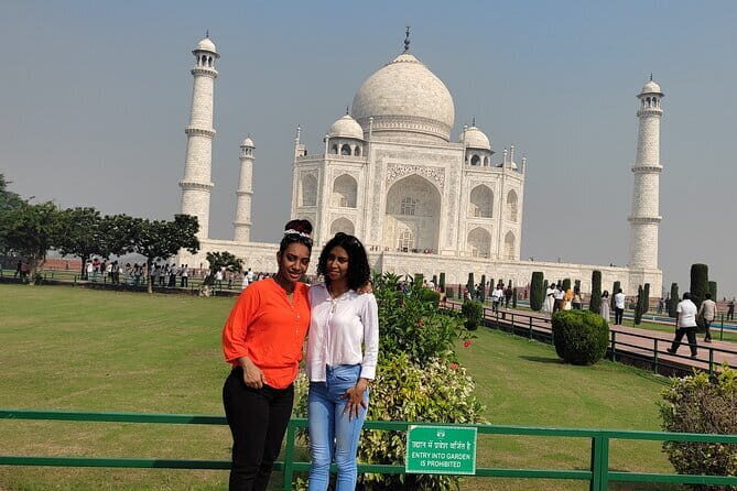 Taj Mahal Tour with Fatehpur Sikri and Agra Fort by Car - The Sum Up