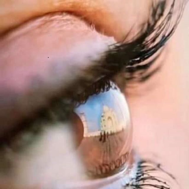 Taj Mahal with Professional Photoshoot - FAQs