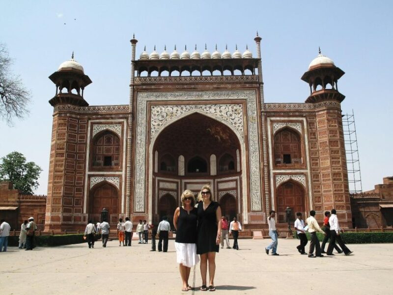 Taj Same Day by local Flights From Mumbai - The Guide and Tour Experience