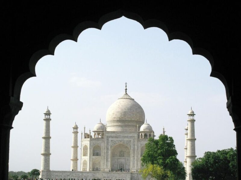 Taj Same Day by local Flights From Mumbai - FAQ