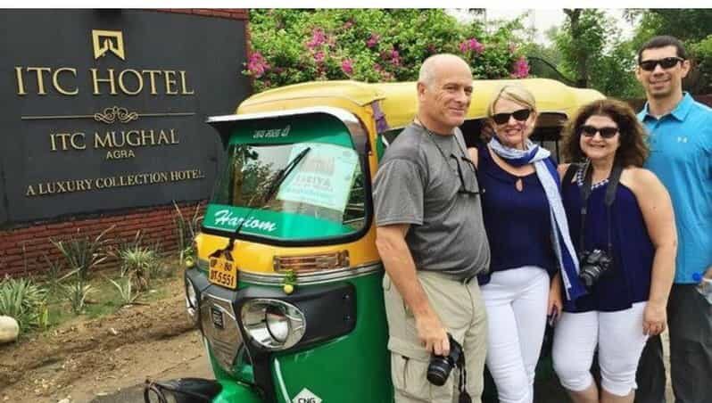Taj Tuk tuk tour with skip the line - Key Points