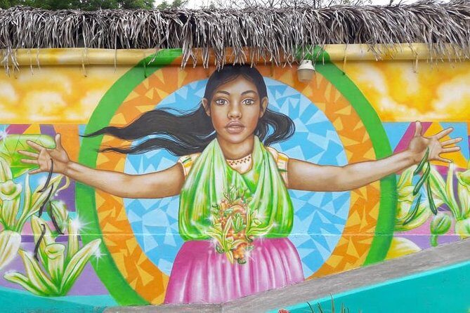 Tajin Ruins Day Trip and Vanilla Factory Experience - Key Points