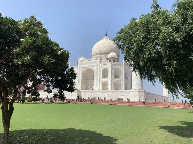 Tajmahal With Mausoleum Skip The Line Ticket With Guide - Who Should Consider This Tour?