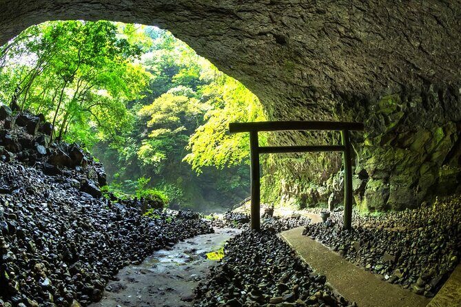 Takachiho Gorge & Ancient Shrines Day Trip from Fukuoka - Who Should Consider This Tour?