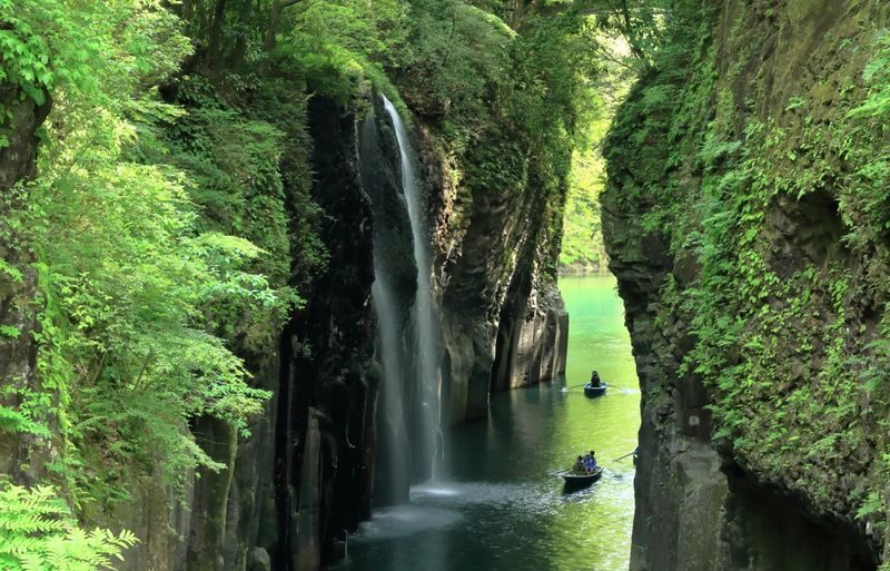 Takachiho Gorge & Kamishikimi Kumanoza Shrine Full-Day Secret Valley Tour - Before you book