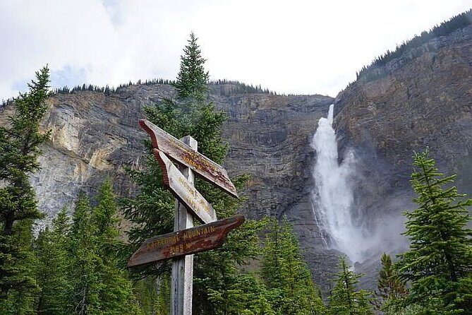 Takakkaw Falls & Emerald Lake: Waterfall Adventures Beyond Banff - An In-Depth Look at the Experience
