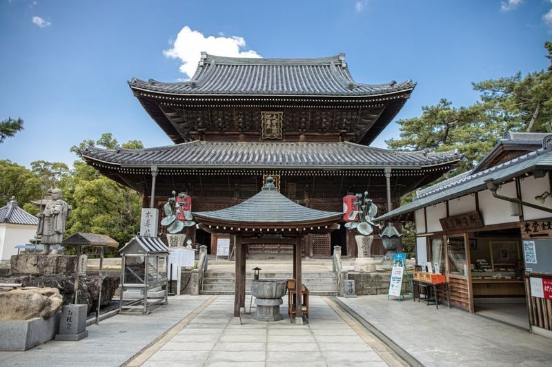 Takamatsu Private Day Tour: Kotohira Shrine/Takaya Shrine/Naruto Whirlpools/Shikoku Aquarium (Customize Your Itinerary) - Naruto depends on weather and timing