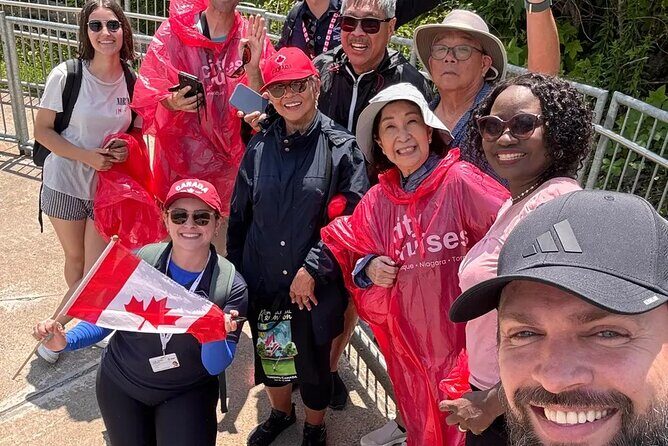 Takes Flight and Table Rock Niagara Discovery Walk - Discover the Power and Beauty of Niagara Falls with the Takes Flight and Table Rock Walk