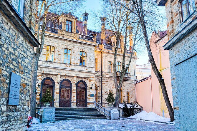 Tales of Old Tallinn 2-hour Walking Tour - Who Should Consider This Tour?