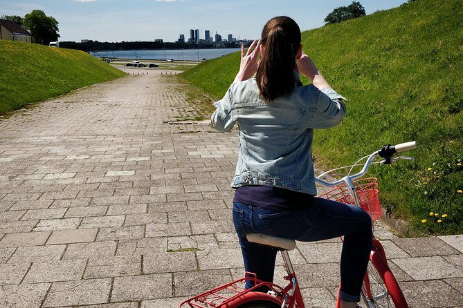 Tallinn Bike Tour with Electric Bikes - A Detailed Look at the Tallinn Bike Tour Experience