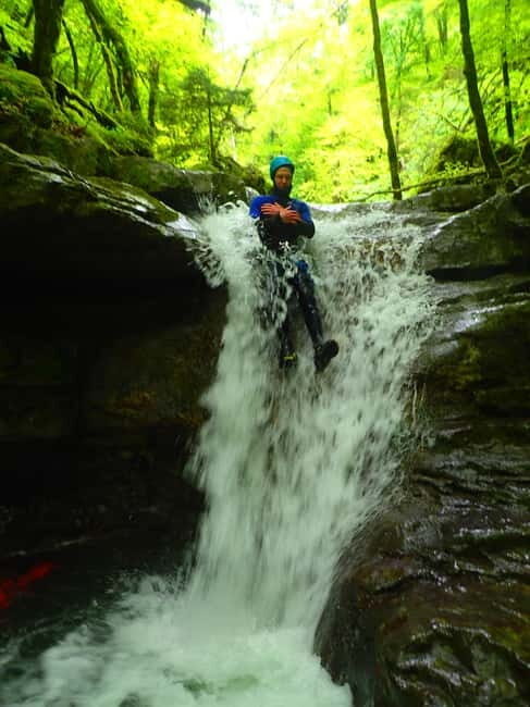 Talloires: Guided Canyoning Experience in Angon Canyon - An In-Depth Look at the Canyoning Experience in Angon Canyon
