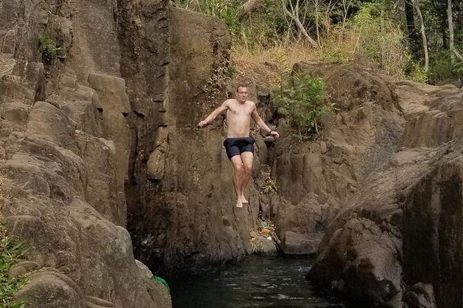 Tamanique Waterfalls tour from Surf City - What to Expect at the Waterfalls