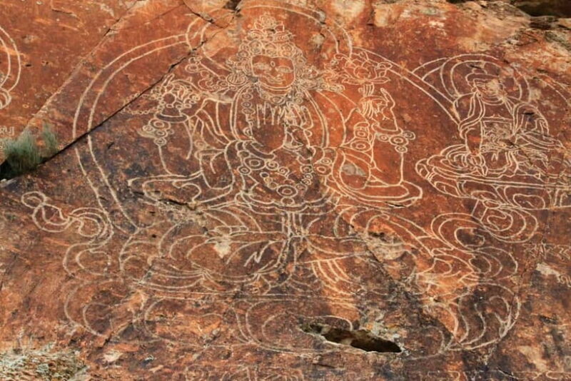 Tamgaly-Tas: A Journey to the Ancient Buddha Cliffs - Key Points