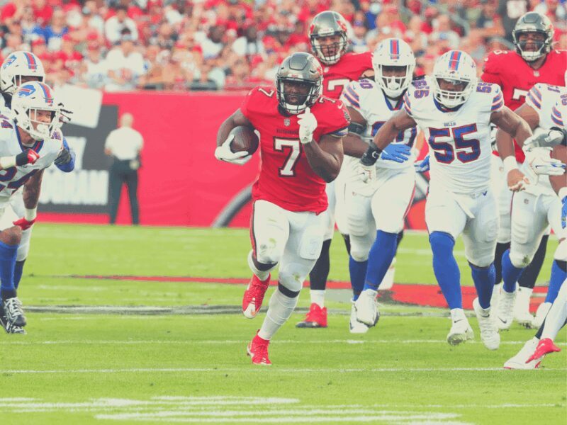Tampa Bay Buccaneers Football Game at Raymond James Stadium - Tampa Bay Buccaneers Football Game at Raymond James Stadium: An Authentic NFL Experience