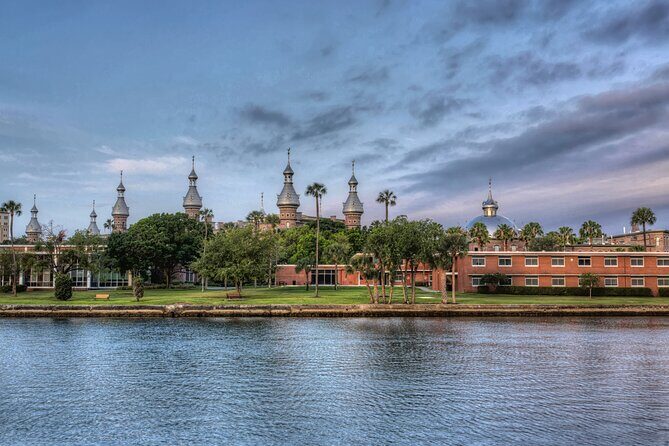 Tampa Florida Scavenger Hunt Walking Tour - Who Will Love This Tour?