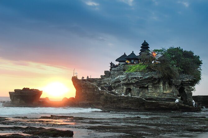 Tanah Lot - Jatiluwih (UNESCO) - Beratan lake -Hidden hill (Wanagiri)-FREE WI-FI - A Deep Dive into Bali’s Must-See Sights