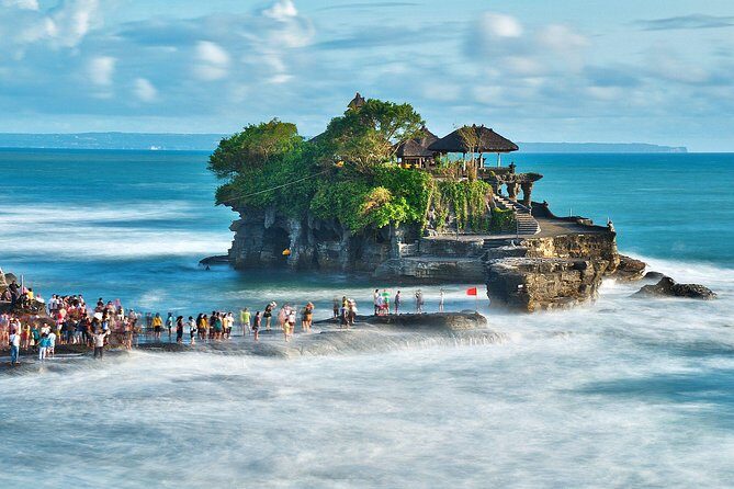 Tanah Lot Temple and Uluwatu Temple Tour with Shopping - Key Points