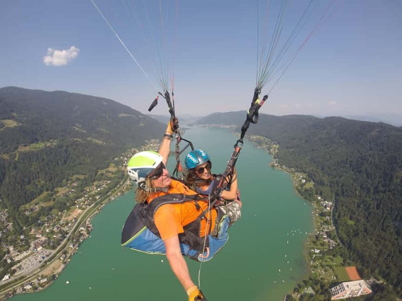Tandem flight: Paragliding panorama tandem flight - Key Points